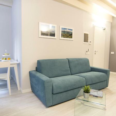 La Quadra Suites - Central Apartments In Iseo With Daily Housekeeping Ngoại thất bức ảnh