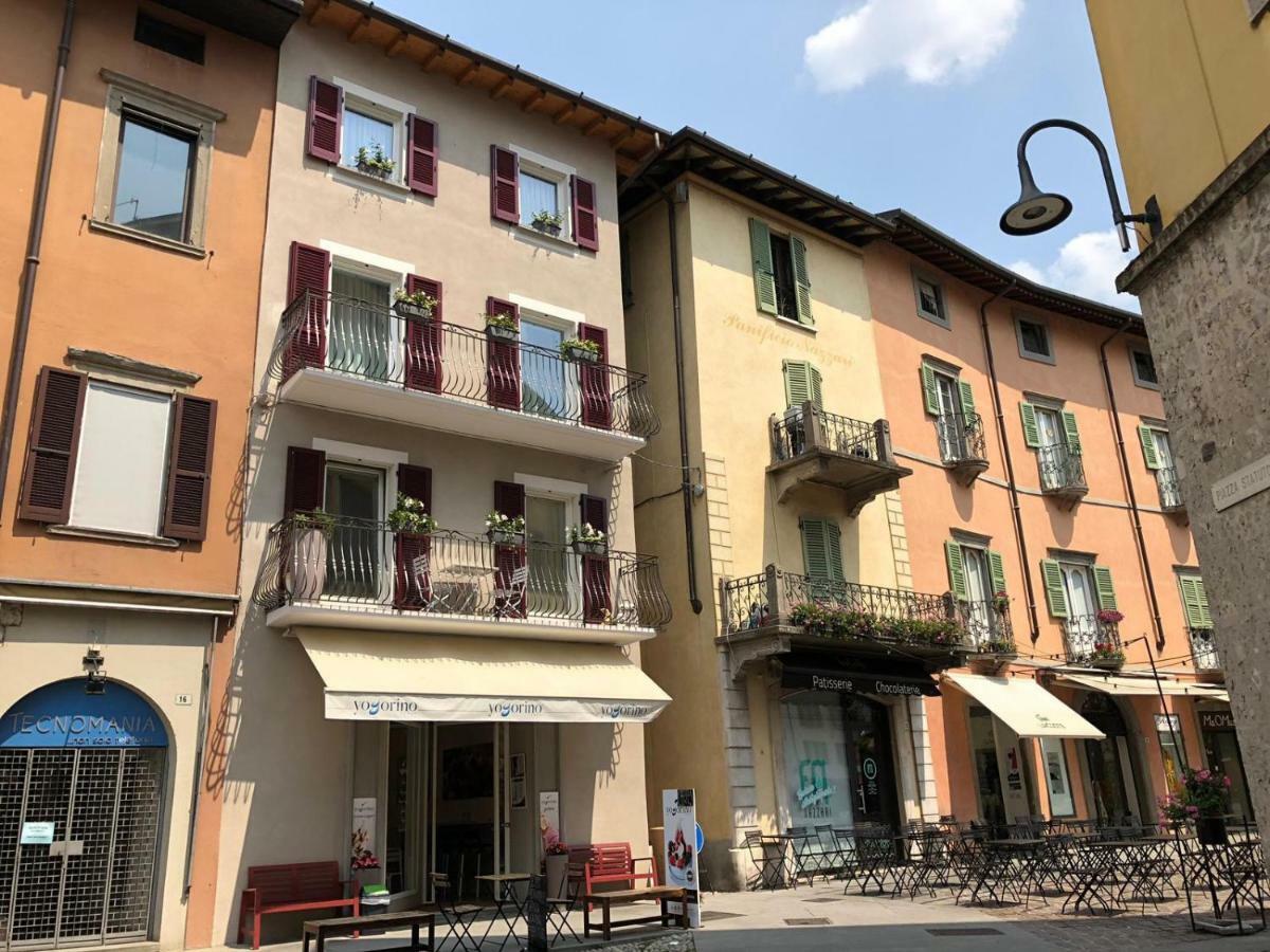 La Quadra Suites - Central Apartments In Iseo With Daily Housekeeping Ngoại thất bức ảnh